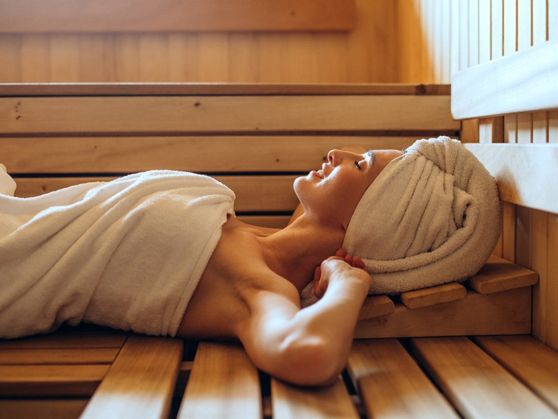 Sauna Infrarouge, sauna, sauna bienfaits, sauna intérieur, Douleur Chronique